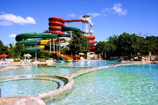 diRoma Hotéis , um dia de diversão no Acqua Parque e Splash Caldas Novas Extérieur photo